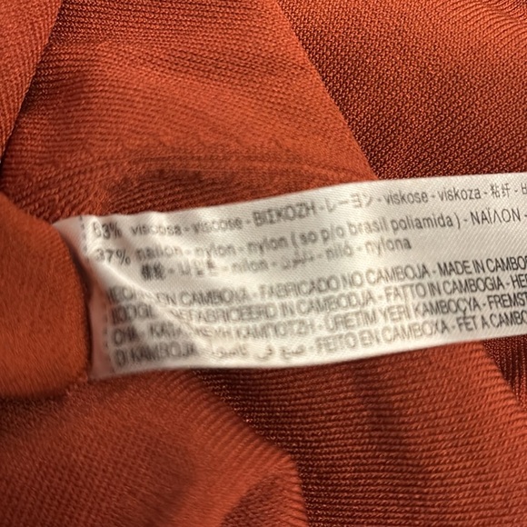 Gorgeous Zara Dress - Picture 4 of 4